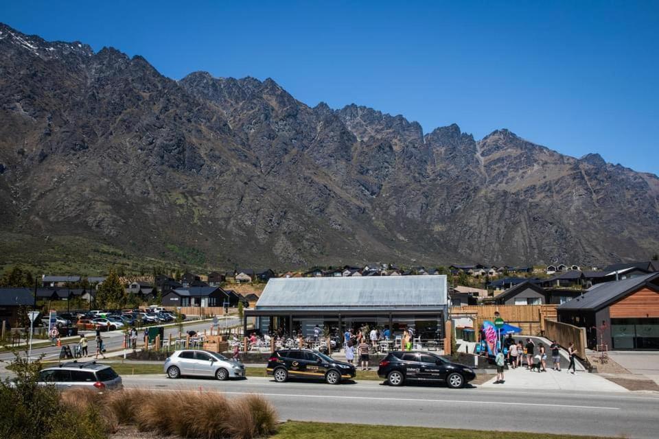 Nestled Below The Remarkables Queenstown Exterior photo
